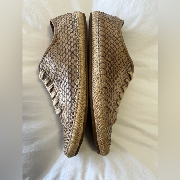 AERIN | Women’s SZ 9 | Nealson Snake Sneakers Taupe Espadrilles. - Picture 5 of 9
